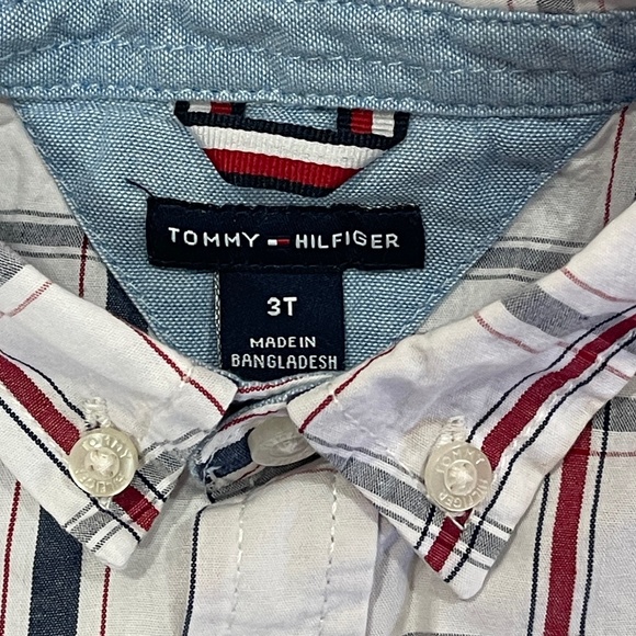 Tommy Hilfiger Boys Plaid Button Down Size 3T - Picture 3 of 8